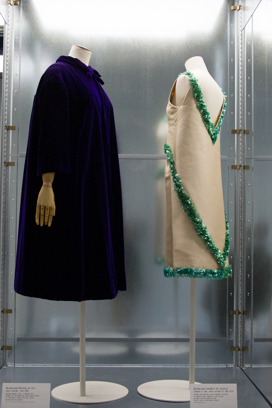 exposition Cristobal Balenciaga Collectionneur de modes à la cité de la mode et du design de Paris